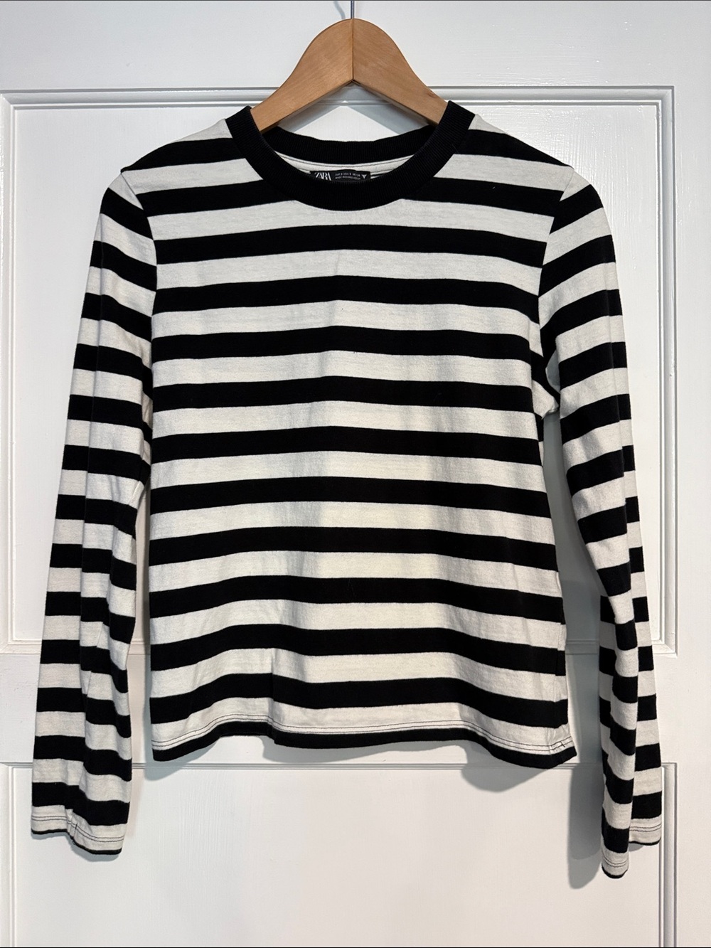 Zara Black and White Striped Long-Sleeve Tee